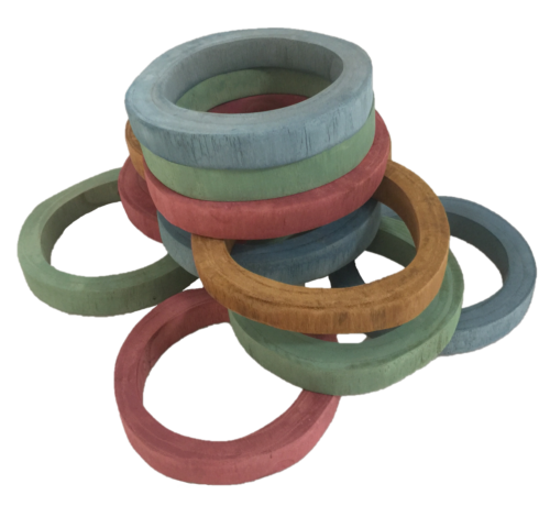 Aardekleurige houten ringen / 12 stuks