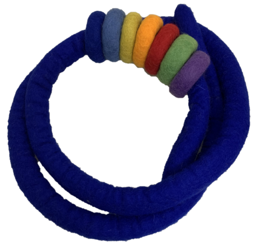 Indigo Vilten koord en 7 Vilten ringen